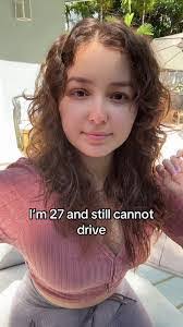 Leanna Howe's Instagram, Twitter & Facebook