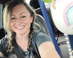 Shea Mills's Instagram, Twitter & Facebook