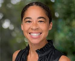 Elise Forrest's Instagram, Twitter & Facebook