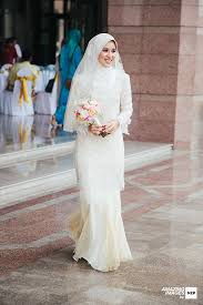 Sewa gaun pengantin начал(а) читать. The Dress Pengantin Muslim Pakaian Pernikahan Gaun Pengantin