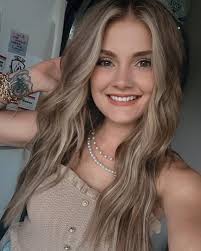 Madison Mullins (@_houseofblondes_) • Instagram photos and videos