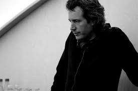 Allein durch den klang kann er etwa die propeller von entfernten, feindlichen fahrzeugen zählen. Bild Von The Wolf S Call Entscheidung In Der Tiefe Bild 3 Auf 25 Filmstarts De