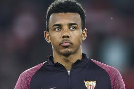 Jules kounde, 22, moved to sevilla from ligue 1 club bordeaux in the summer of 2019 and has gone on to establish himself as one of the best young defenders in europe. Real Madrid Linked Kounde In No Rush To Leave Sevilla Goal Com