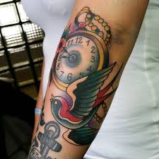 Navy tattoos are an incredibly huge sensation right now, especially since american troops are finally allowed to enjoy the merits of body art. 80 Best Swallow Bird Tattoo Meaning And Designs Fly In The Sky 2019