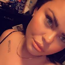 Fern Cooper (@ferncoops2)