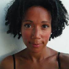 Michelle Elliott (@m_r_elliott)