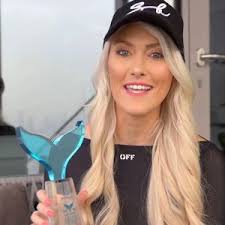 Evan Kate (@evan_kate_page)