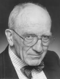 George Bunn; helped craft arms treaties