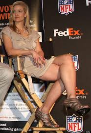 And now, she's joining in on apologizing for her hubby's words. Brittany Brees Drew Brees Wife Pictures Info Huffpost