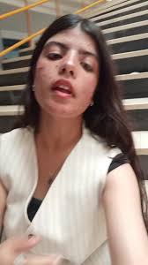 احتفال بالتخرج: لحظات مليئة بالفخر والإنجاز