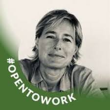 Valerie Kaye's Instagram, Twitter & Facebook