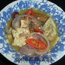 Pertama, perhatikan warna kulit ikan. Resepi Masak Asam Ikan Masin Bersama Terung Lekat Lekit Story