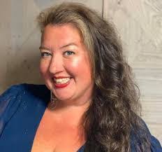 Pamela Schlichting's Instagram, Twitter & Facebook