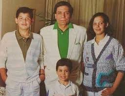 Check spelling or type a new query. ÙÙŠØ¯ÙŠÙˆ Ø¹Ø§Ø¯Ù„ Ø¥Ù…Ø§Ù… ÙŠÙƒØ´Ù Ø£ØºØ±Ø¨ Ù‡Ø¯ÙŠØ© Ù‚Ø¯Ù…Ù‡Ø§ Ù„Ù‡ Ø£Ù†ÙˆØ± Ø§Ù„Ø³Ø§Ø¯Ø§Øª Ø£Ø±Ø¹Ø¨Øª Ø¬Ù…ÙŠØ¹ Ù…Ù† Ø­ÙˆÙ„Ù‡ Ø§Ù„ÙˆÙØ¯