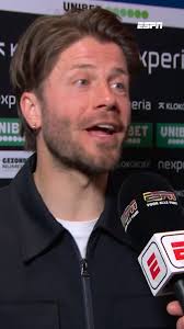 Lasse Schöne nog vol ongeloof over gele kaart 🟨, “Die overtreding zelf is  wel heel matig gefloten” 🗣️