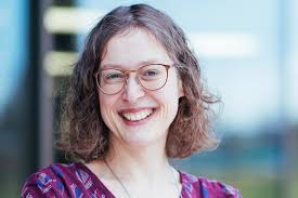 Unser Team wächst auf 3, unser erster öffentlicher Arbeitsvertrag und -5%  Umsatz: Open Startup Report August 2021