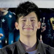 With Riley King (@withrileyking) • Facebook