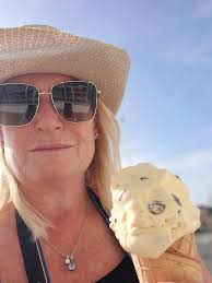 Flying home from the states today. Back to cold old blighty. Catching  flights not feelings