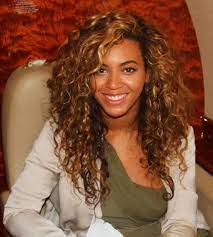 Hairstyles For New Years Eve What Look Should We Go For Beyonce Curly Hair Beyonce Hair Hair Styles
