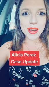 Alicia Fay's Instagram, Twitter & Facebook