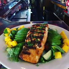 Solmar Restaurant and Pub – American and Portuguese Cuisine