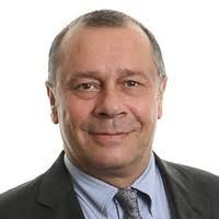 1300+ perfiles de «Marcus To»