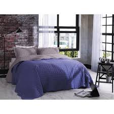 Bu makalede sizlere daha çok ta ç yazısı altında geniş yer vereceğiz. Tac Hera A Kahve Mavi Yatak Ortusu Cift Kisilik Genc Modasi 162 03 Tl Kdv