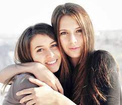 How To Handle Two Girlfriends At The Same Time