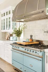 Blending Styles To Design A Modern Farmhouse Kitchen Cottage Style Decorating Renovating And Entertaining Ideas For Indoors And Out French Kitchen Design Modern Farmhouse Kitchens Kitchen Design
