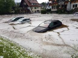Unwetter über der a8 bei esslingen und stuttgart. Oyljzuye4zlw0m
