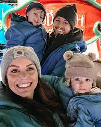 Stacey Gleaton's Instagram, Twitter & Facebook