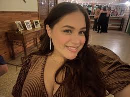 Please help us wish your beautiful admin Rosa Aguilar a happy birthday 🎂