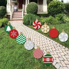 Ornament Shaped Lawn Decorations Outdoor Christmas Decorations Or Christmas Decorations Diy Outdoor Grinch Christmas Decorations Christmas Yard Decorations
