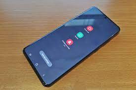 In this video tutorial i'll show you how to turn off (power off) samsung galaxy s21, s21+ & ultra (2021) with android 11.#gsmabc. How To Power Off Or Restart The Samsung Galaxy S20 Or S21