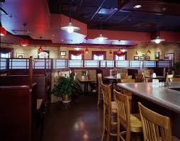 The Bar At Home Run Inn On Archer Ave In Chicago A Great Place To Enjoy A Pizza And Watch A Game Home Run Inn Family Dining Banquet Facilities