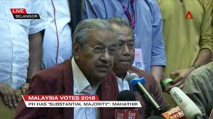 Umno somban ni mmg problem boto.ketuo bahagian ngn ketuo. Mahathir Mohamad S Swearing In Up In Air As Election Halts Barisan Nasional S 61 Year Reign In Malaysia South China Morning Post
