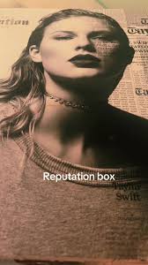 Royal Box Taylor Swift