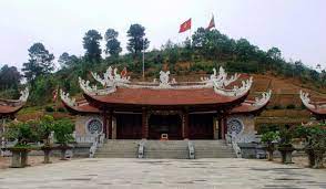 Bạn có tới tham quan đền hùng, phú thọ vào bất kỳ thời điểm nào trong năm nhưng nhộn nhịp và thú vị nhất đó chính là dịp hội ngày 10 tháng 3. Phu Thá» Kenh Truyá»n Hinh Ä'ai Tiáº¿ng Noi Viá»‡t Nam Vovtv