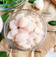 (that may seem like a large range but the scallops can be as small as 1/2 inch or as large as 3/4 inch.) Garlicky Sauteed Scallops With Spinach Mushrooms Beautiful Eats Things