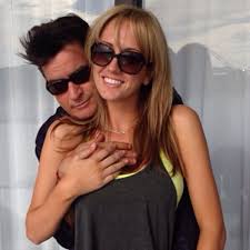 Meet Charlie Sheens new girlfriend