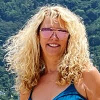 70+ "Julie Coll" profiles