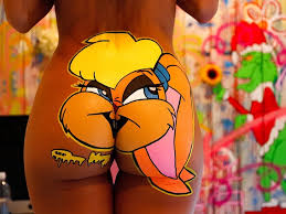 See more ideas about body art painting, body painting, body. Bre Tiesi Gets Her Famous Butt Painted By Famous Artist