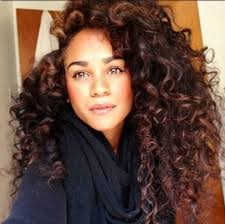 Long Curly Hair Can A White Girl Have Hair Like This Is That Possible I Want Krullend Haar Highlights Krullend Haar Kapsels
