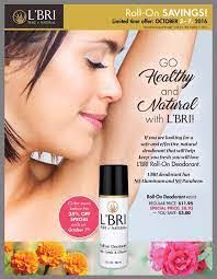 Sarah Hartlaub's Instagram, Twitter & Facebook