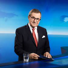 Von oktober 2004 bis dezember 2020 war er zugleich deren chefsprecher. Jan Hofer Geht In Rente Abschied Von Der Tagesschau Stern De