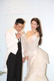 苟芸慧 christine kuo 的夢想婚禮 如果孔劉同男友一齊求婚.苟姑娘會點揀？ видео 苟芸慧 christine kuo 的夢想婚禮 如果孔劉同男友一齊求婚.苟姑娘會點揀？ канала cosmopolitan hk. C3u3cr5kmho5wm