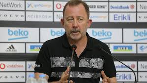 Sezonun ortasında bir ara tekrar beşiktaş paf takımında forma giyse de sezonun ikinci yarısından sonra uzun süre beşiktaş. Sergen Yalcin Kimdir Kac Yasindadir Spor Haberleri