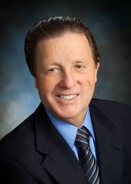 Alumni Association honors 12 for achievement, service