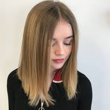 Shoulder length hair with messy waves. 21 Flattering Middle Part Hairstyles Trending For 2021