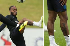 Schmeichel told eriksen's wife sabrina 'he breathes' when she rushed. Fussball Wm 2018 Englischer Verband Unterstutzt Sterling Nach Aufregung Um Waffen Tattoo Fussball Stuttgarter Zeitung